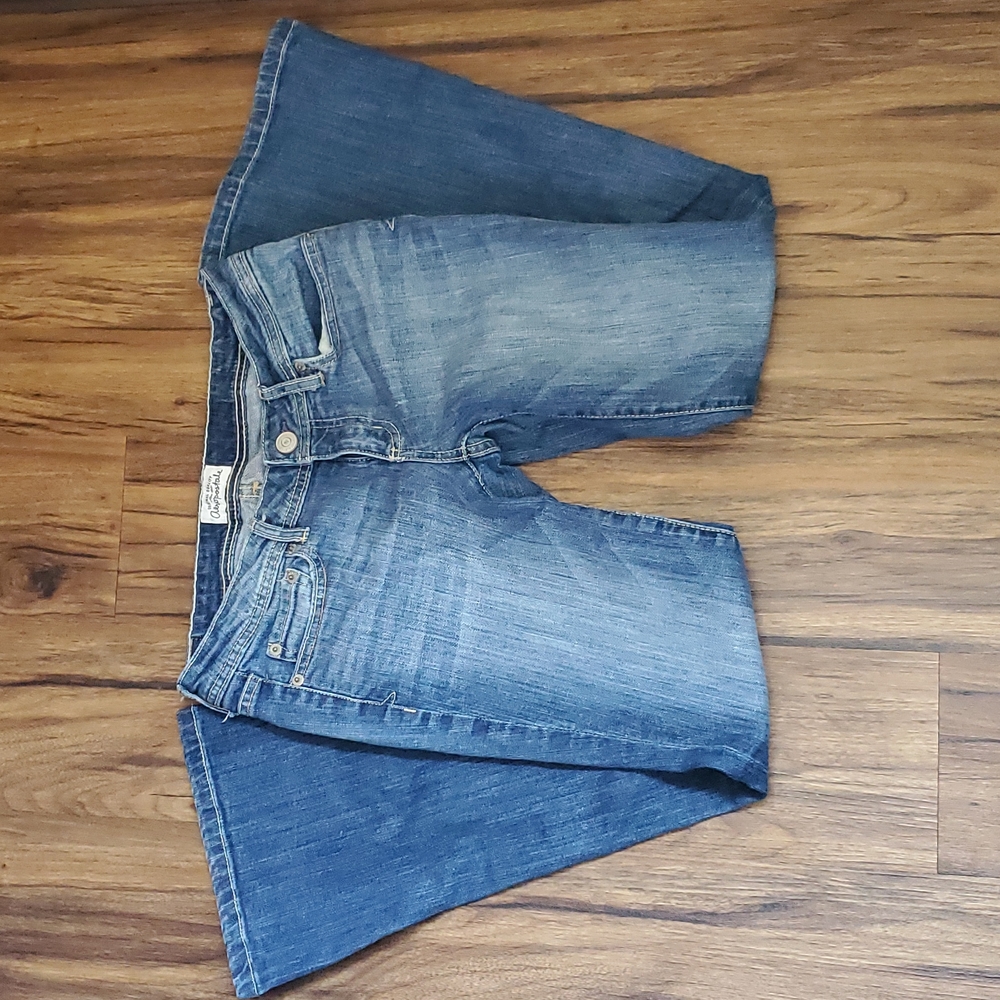 Aeropostale Hailey Flare Short Washed Jeans Size 5/6